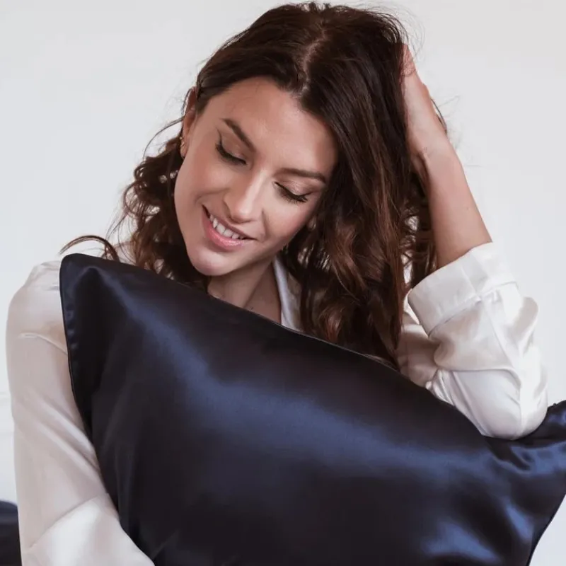 Les Accessoires | Housses De Couette, Parures<Emily's Pillow Taie d'Oreiller en Soie 51 x 76 cm Bleu Nuit,